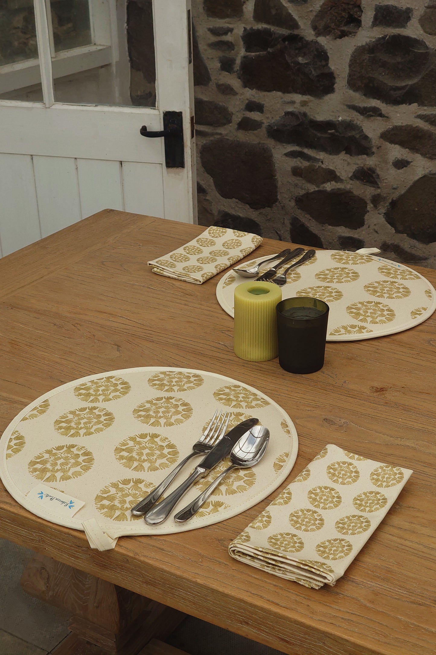 Organic Napkin - Machair Clock Gold Green