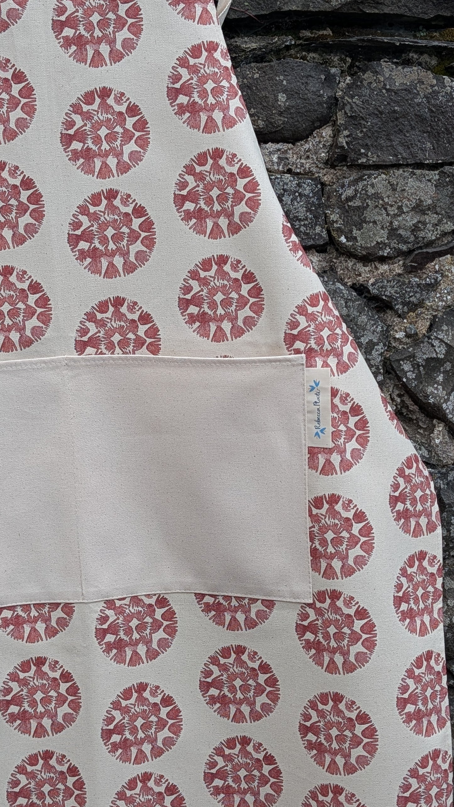 Organic Apron - Machair Clock Red