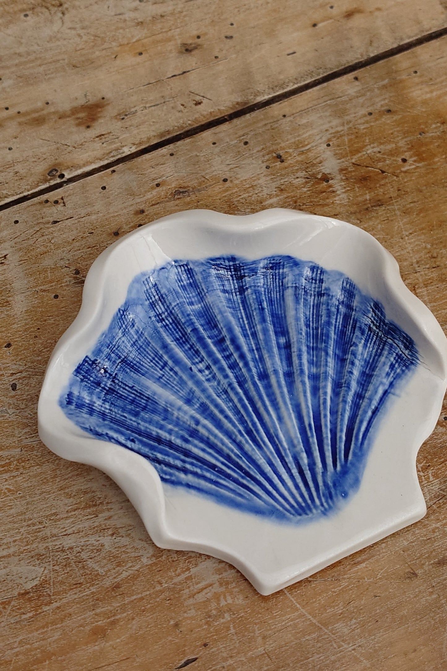 Scallop spoon rest, trinket dish or soap dish - Foreshore Collection