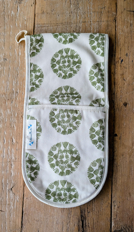 Organic Double Oven Glove - Machair Clock Moss Green