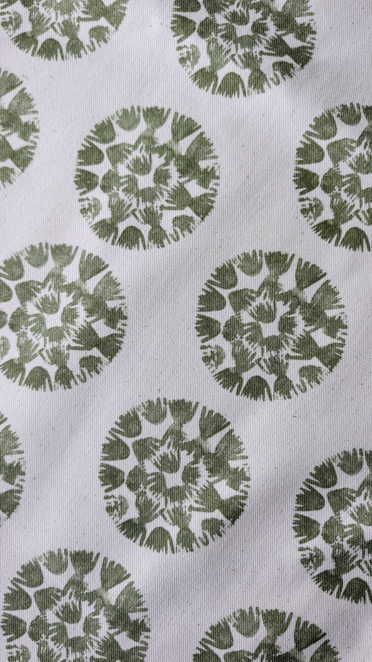Organic Apron - Machair Clock Moss Green