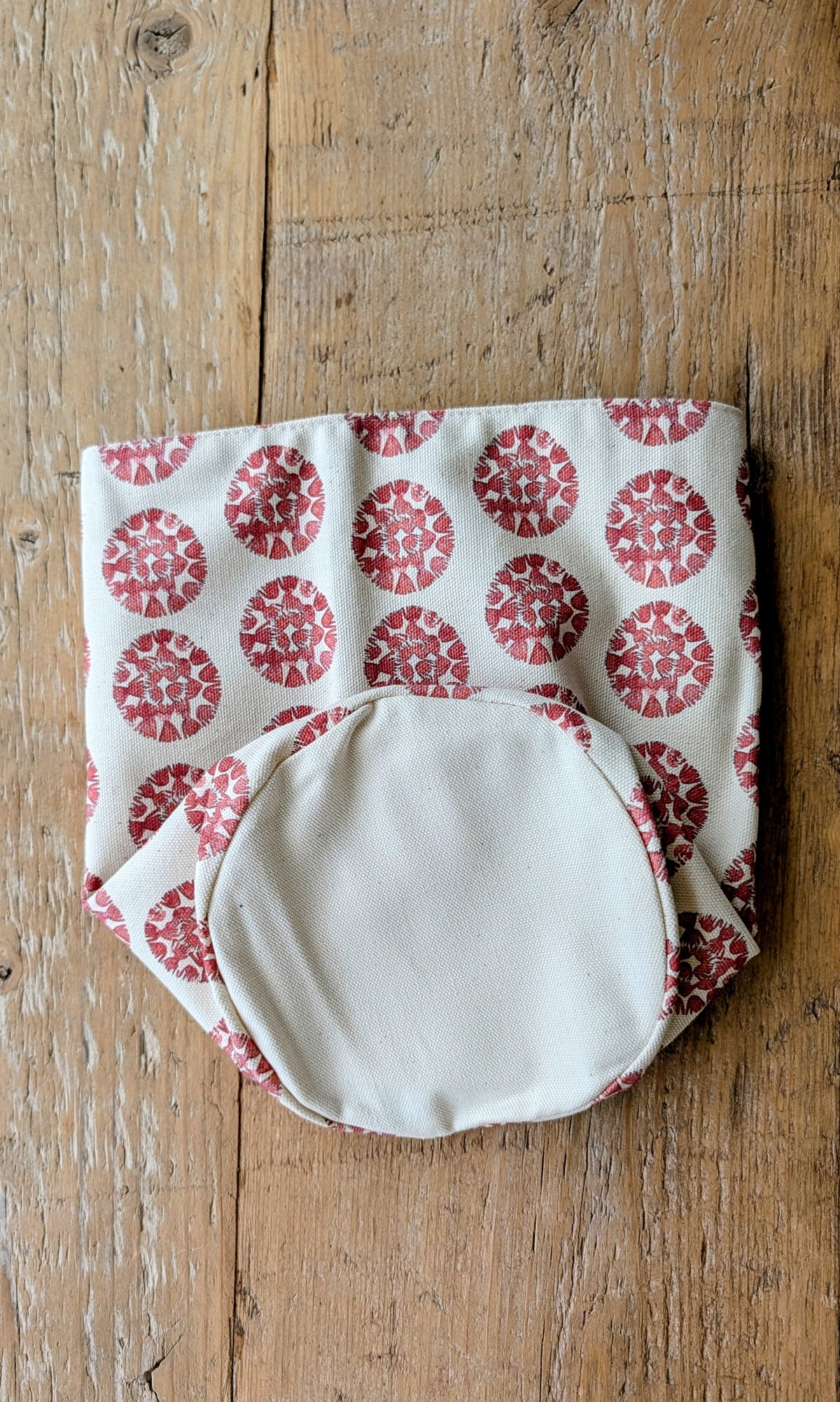 Organic Pot Bag and Storage Tidy - Machair Red Clock